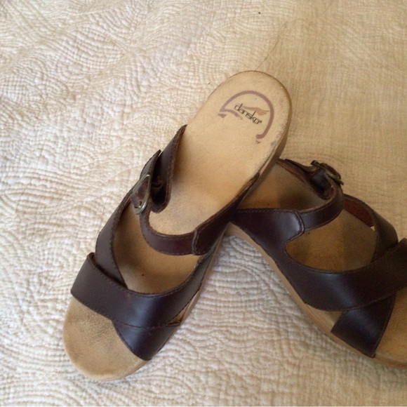 Dansko Brown Clog Strap Sandals, Size EU 39 - Picture 2 of 4